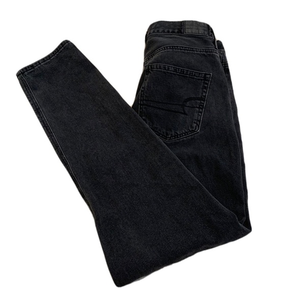 💜 American Eagle Outfitters Black High-Rise Mom Jeans - Women's Size 2 Regular - Picture 1 of 7